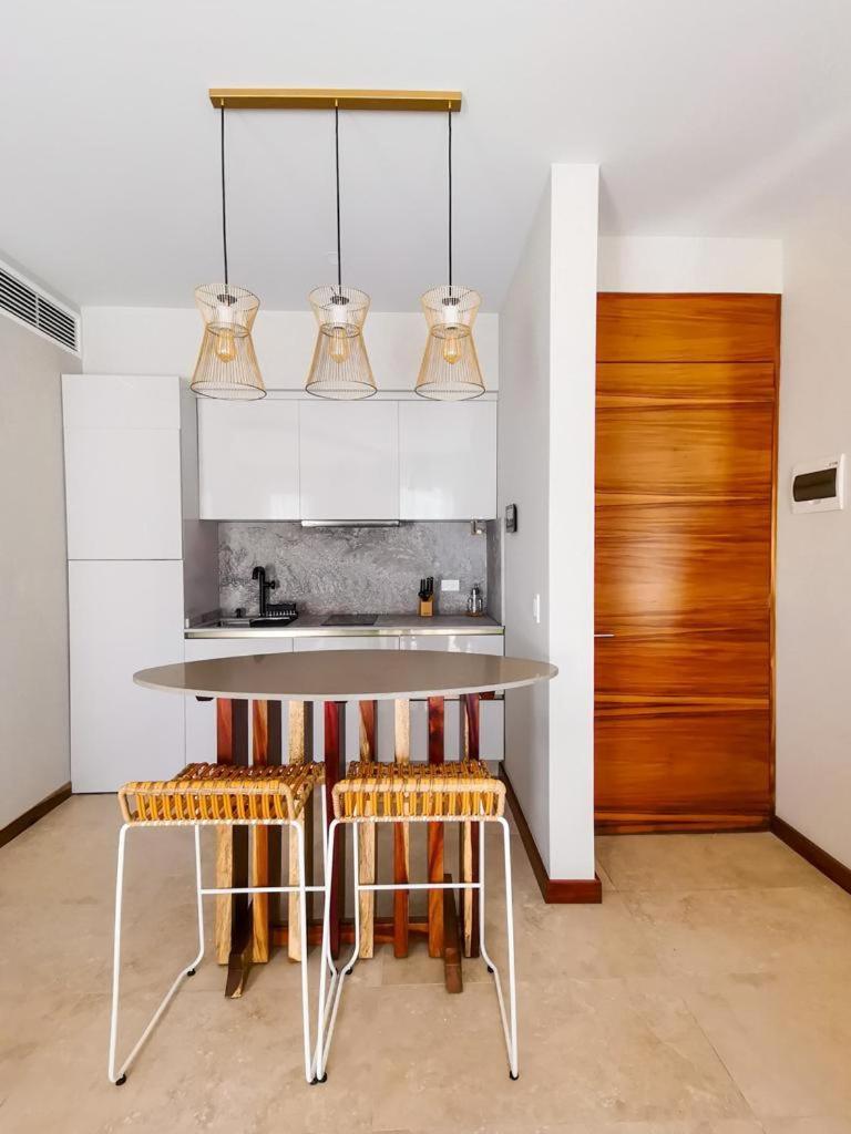 Alizee Tower Apartment Плая дел Кармен Екстериор снимка