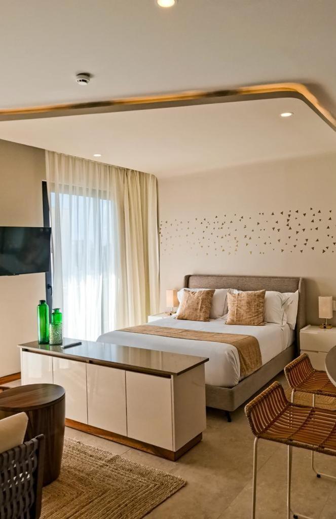 Alizee Tower Apartment Плая дел Кармен Екстериор снимка